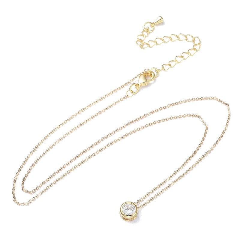 Collier chaîne et pendentif solitaire diamant CZ