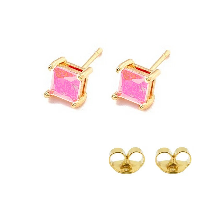 Boucles d'oreilles puces carré diamant CZ 5 mm