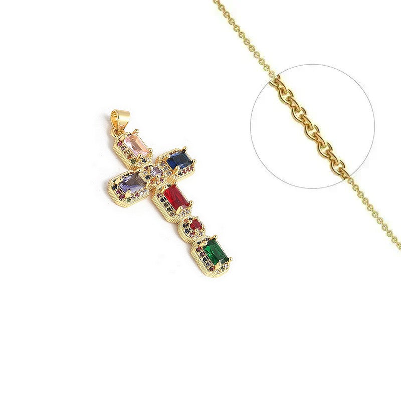Collier doré chaîne et pendentif croix zirconiums couleurs sertis