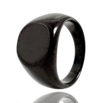 Bague en Acier 316 - Couleur noir - Style chevaliere