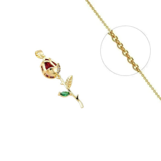 Collier doré chaîne et pendentif fleur zirconiums sertis